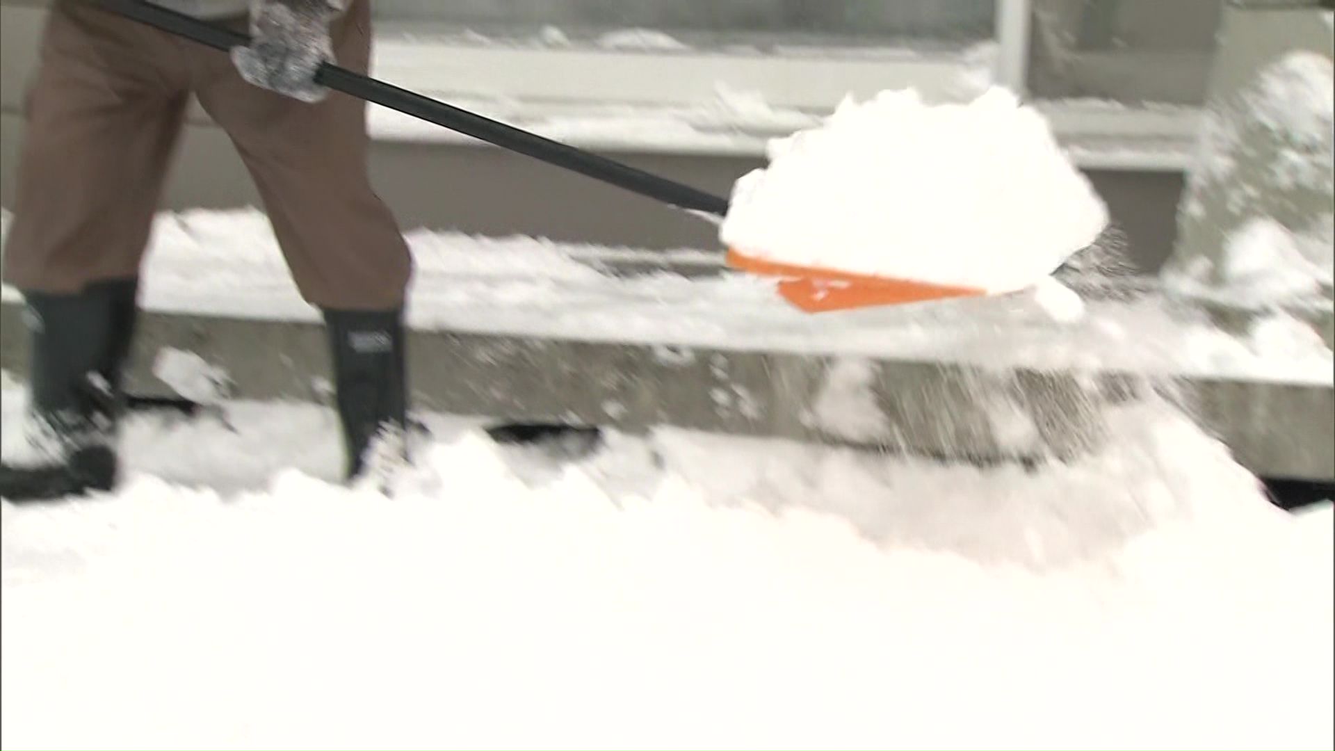 札幌市では積雪35センチを記録