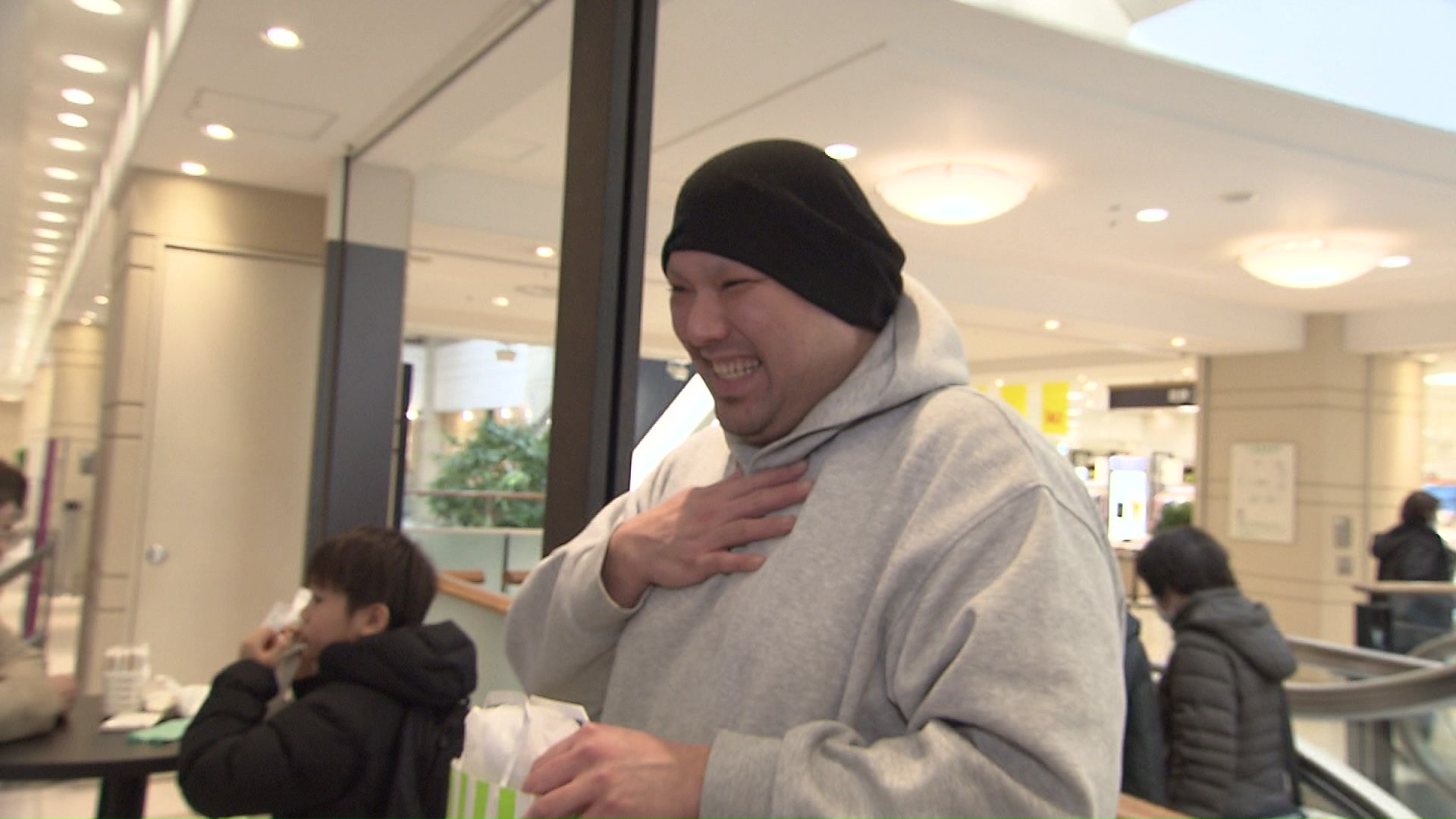 「おなかと財布が許される限りは行ってみようかな」と来場者