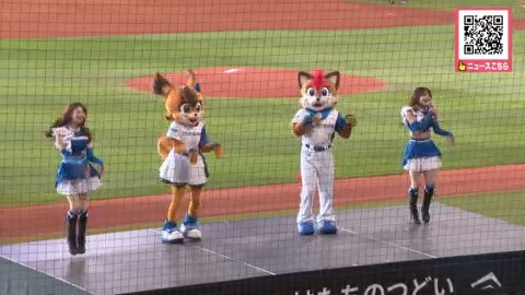 きつねダンスも披露