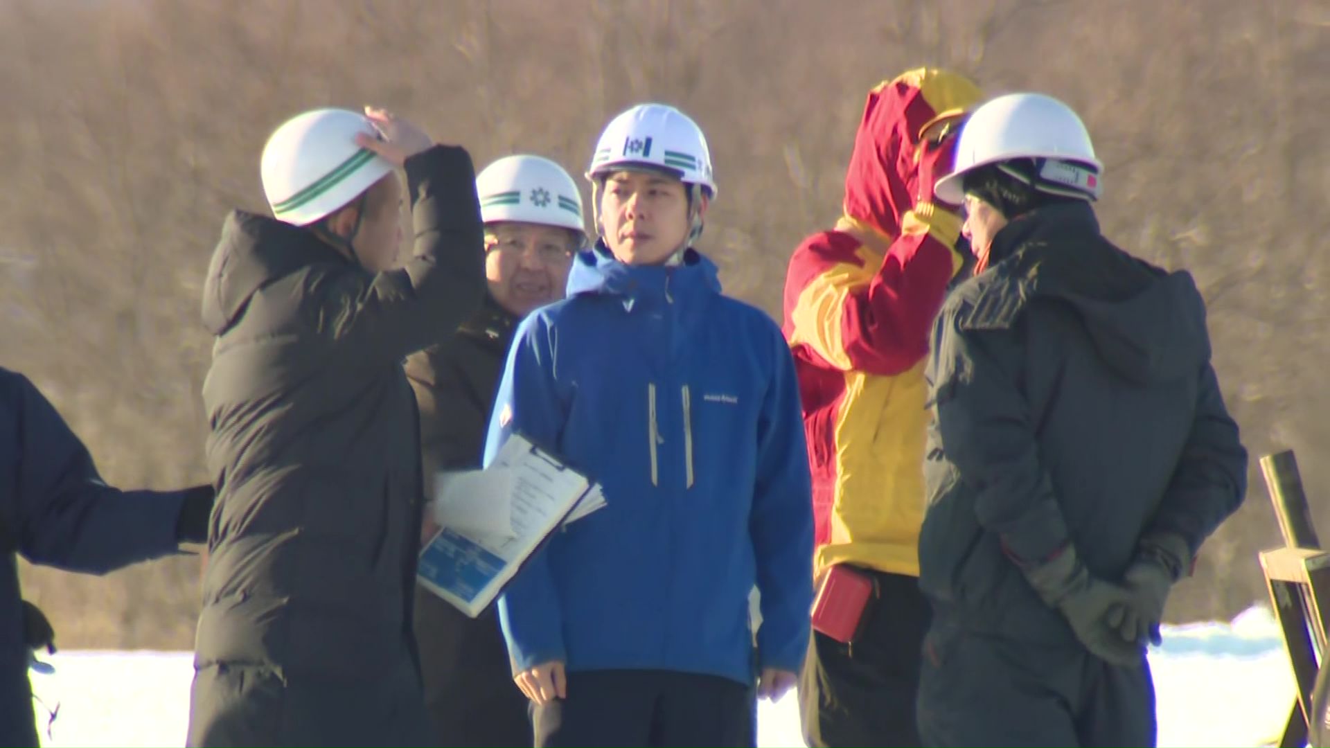 初めて視察を行った鈴木知事