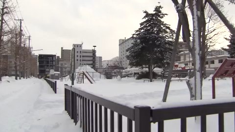 積雪のためポスター掲示場は6割減へ