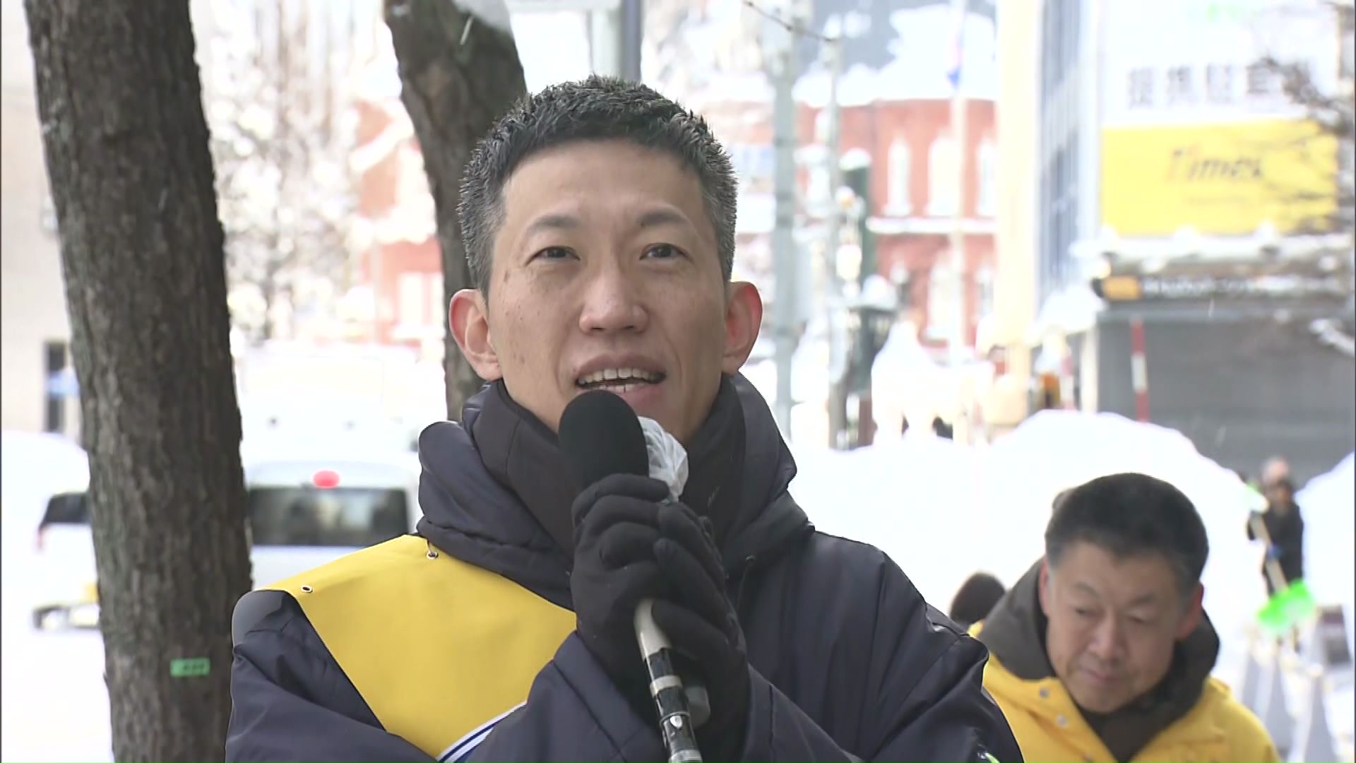 国民 臼木秀剛候補