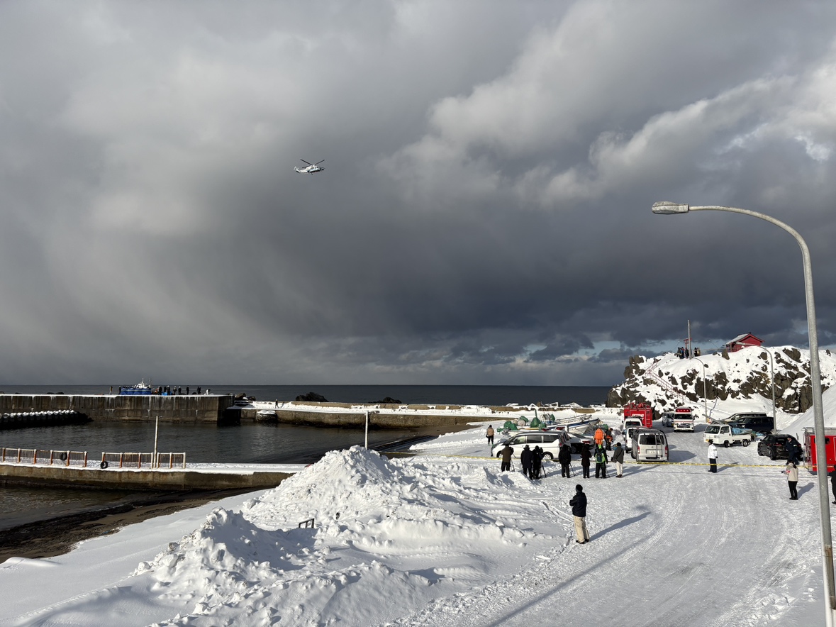 海上保安部などが捜索を再開(北海道せたな町)