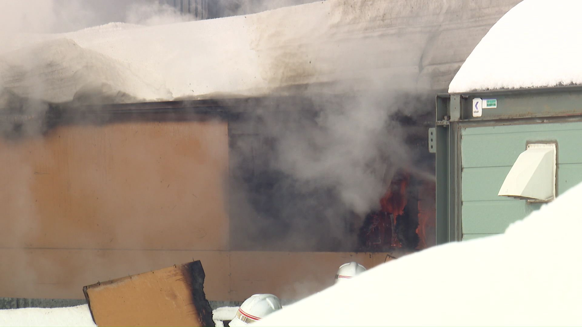 「平屋建ての建物が炎上している」と付近住民が通報