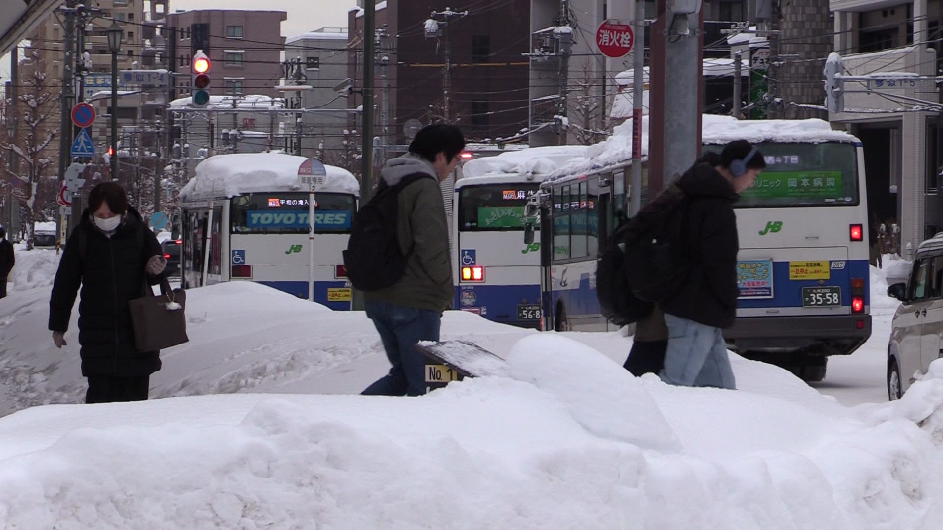運行中のバス（資料）