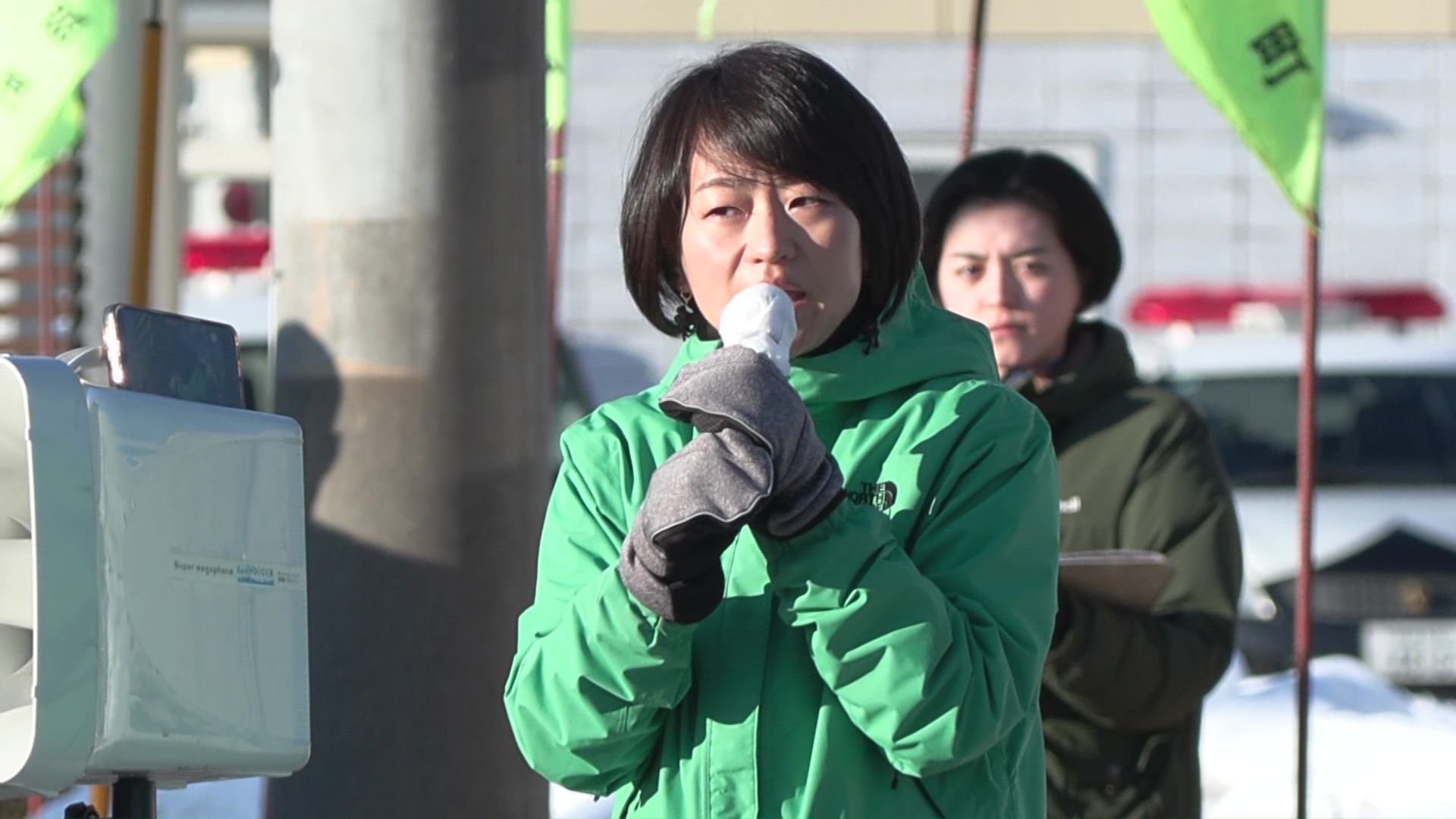 当選報告をする北海道7区、鈴木貴子さん