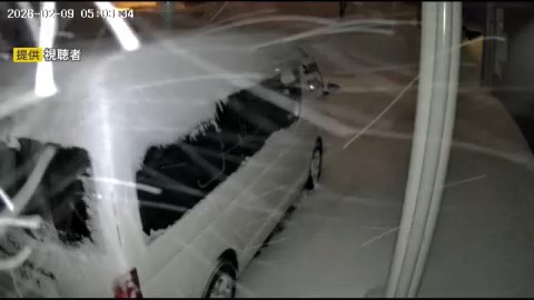 住宅街に爆発音が響き渡った(提供:視聴者)