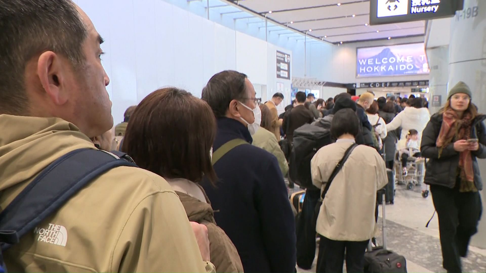 暴風雪の影響は空の便にも
