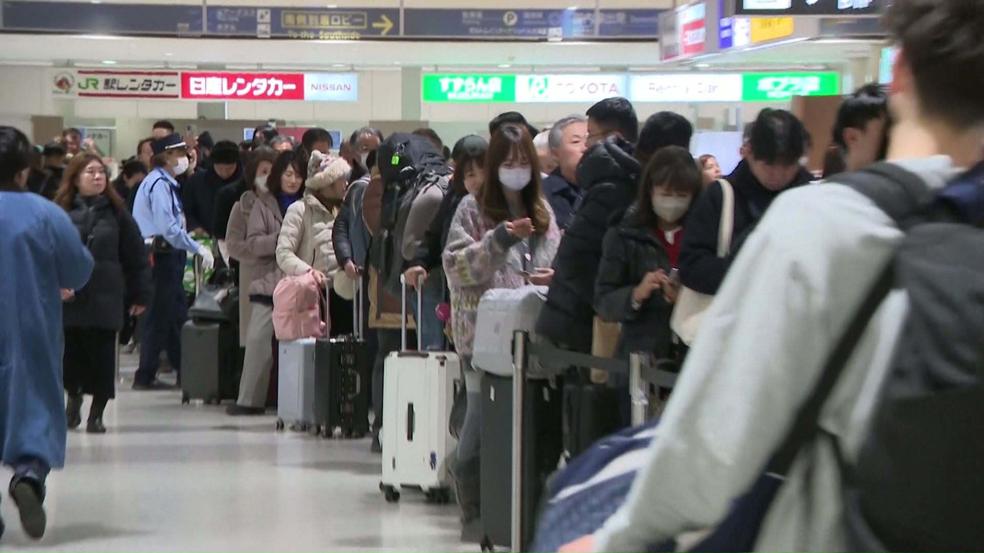 大雪により新千歳空港の発着便は91本が欠航