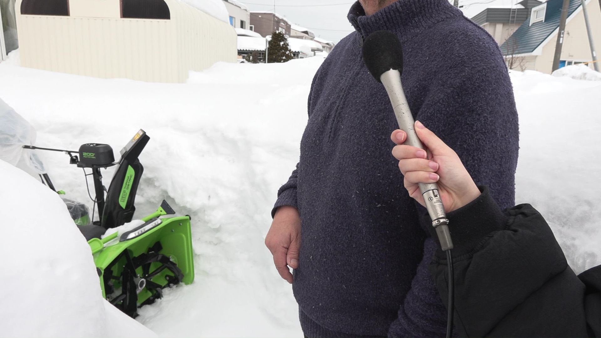 ガス漏れ警報器を自費で設置した男性