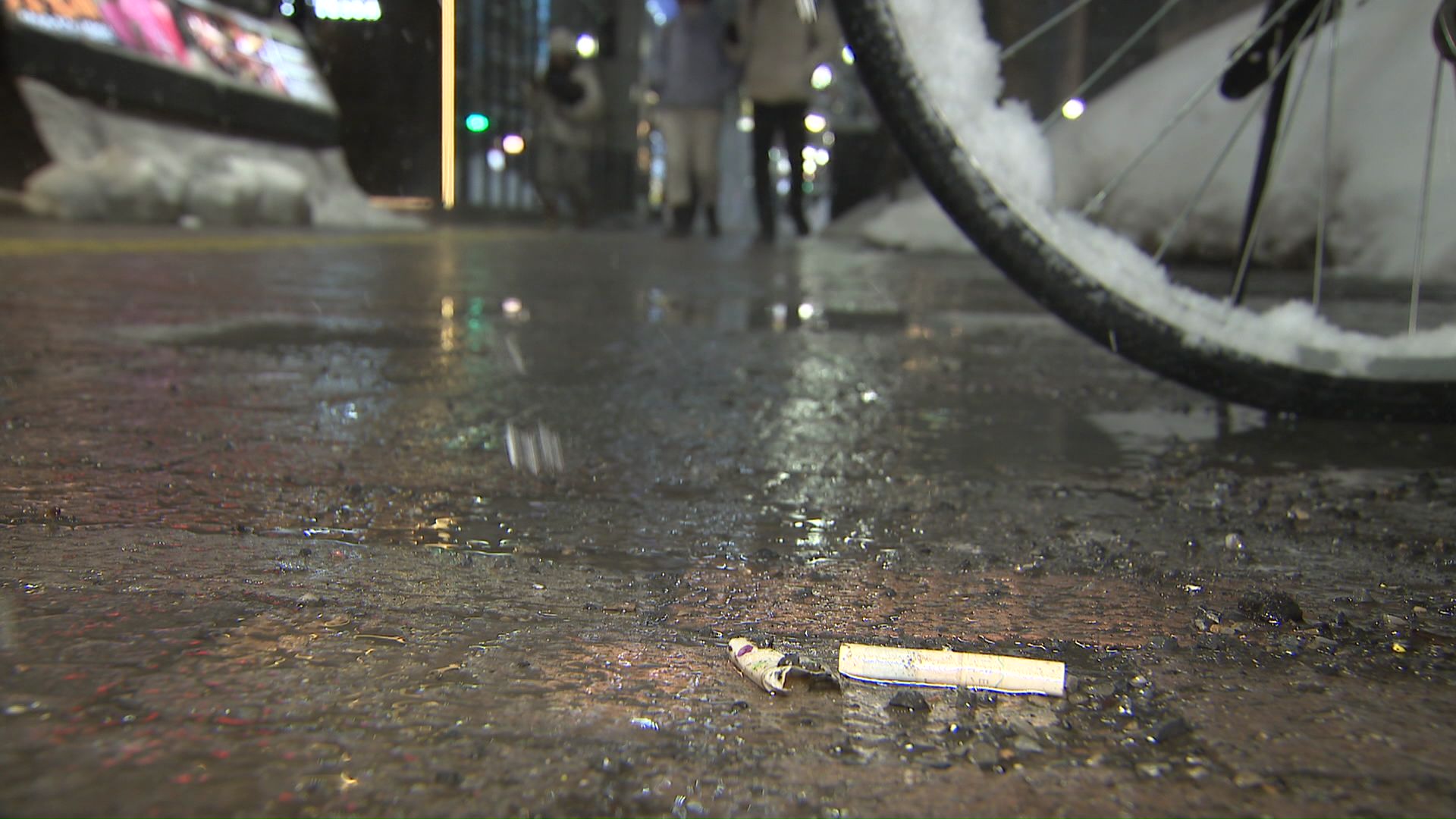 路上喫煙やたばこのポイ捨てで頭を悩ませる札幌市