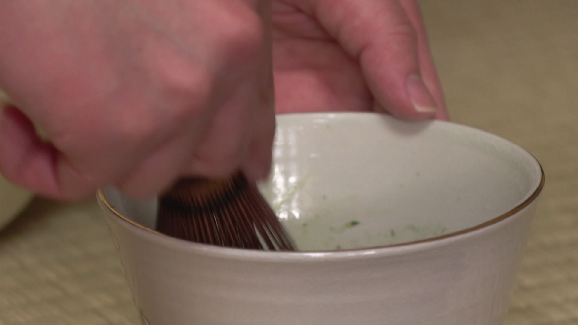 茶道の動きがポーズの元に