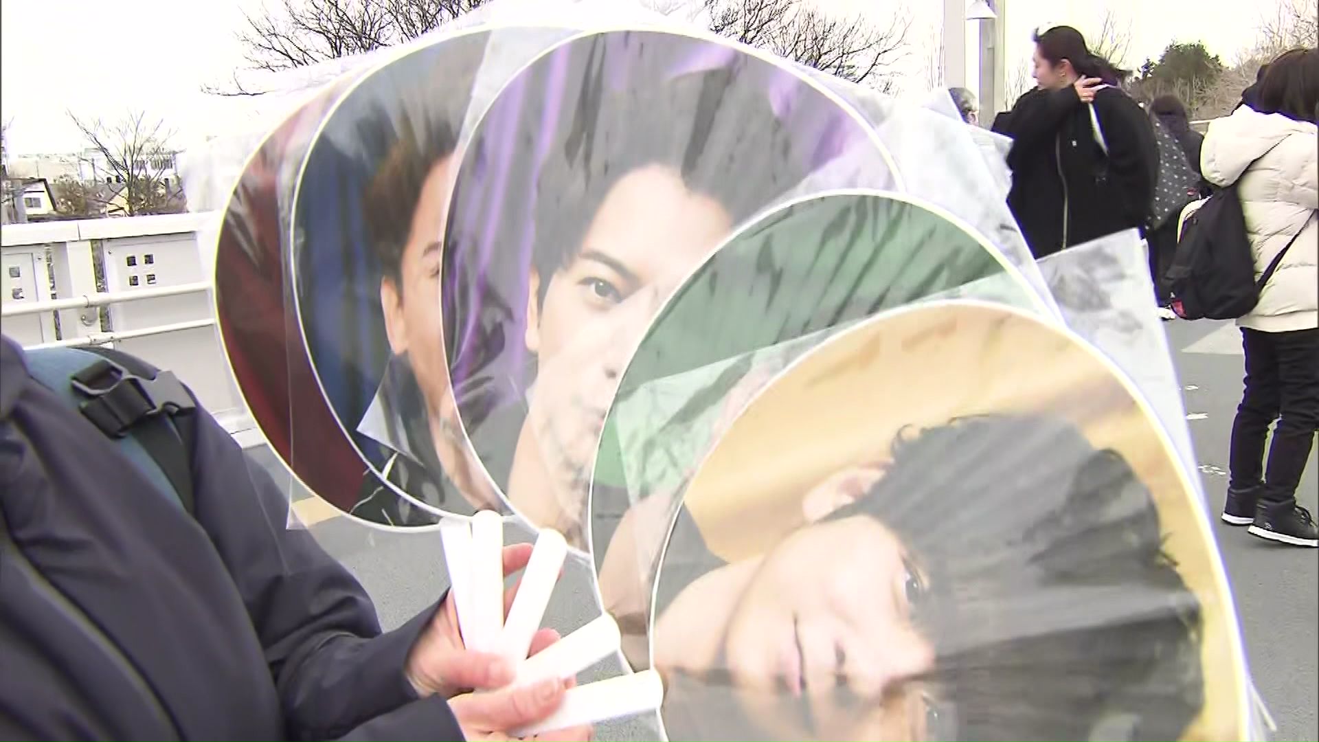 メンバー5人全員のうちわを購入したファンも