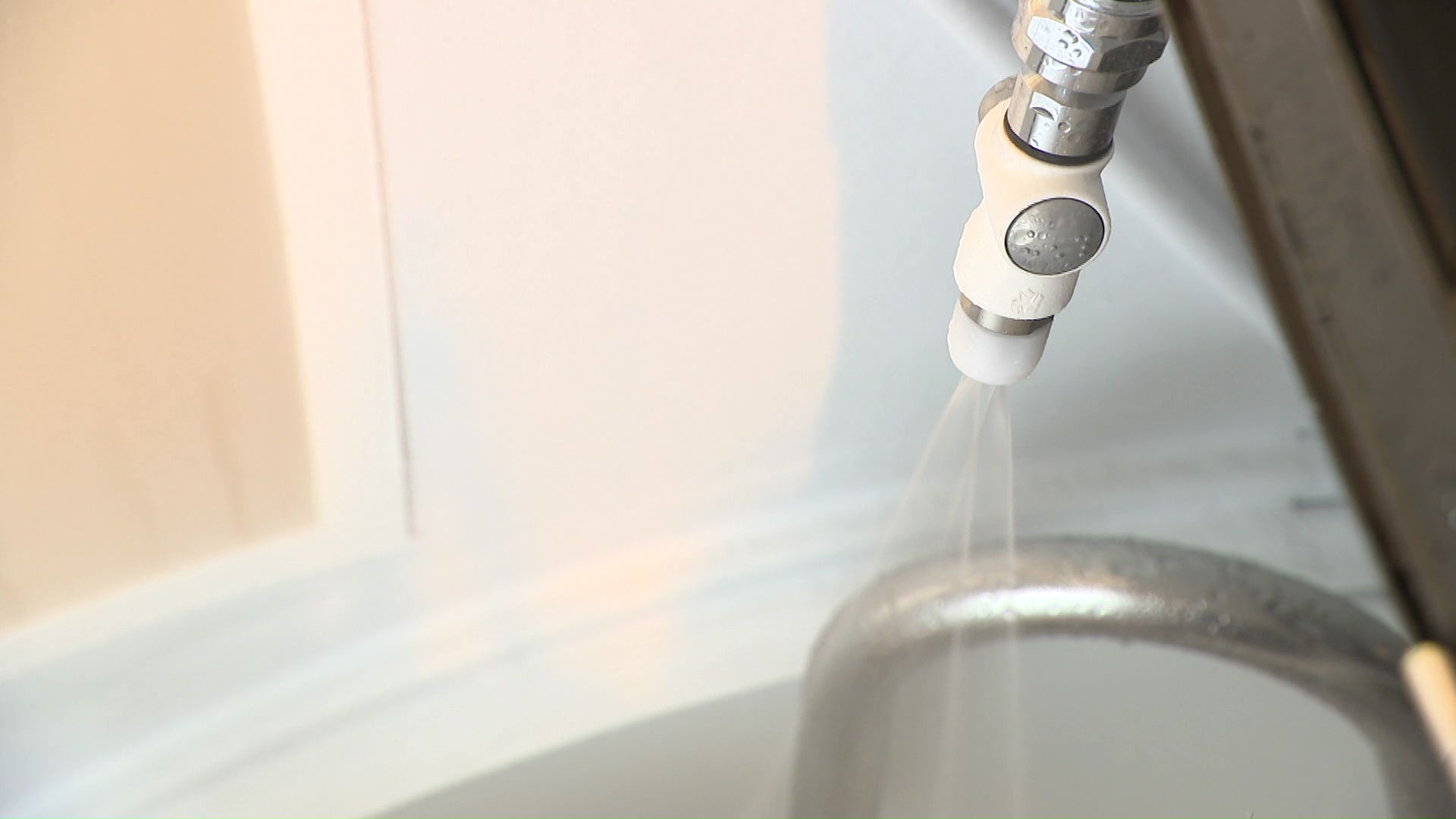 洗浄のカギとなるミクロンレベルのバブル発生装置