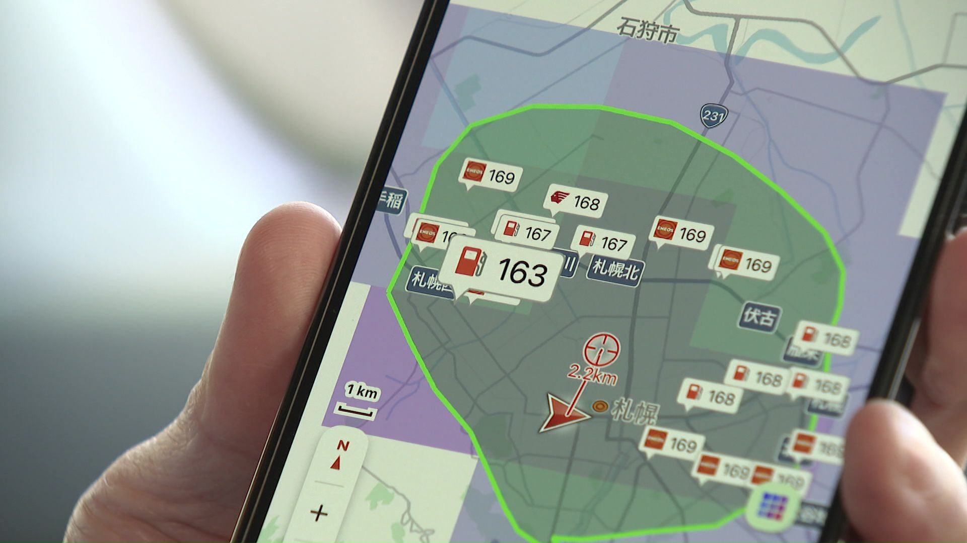 地図に周辺のガソリン価格を表示
