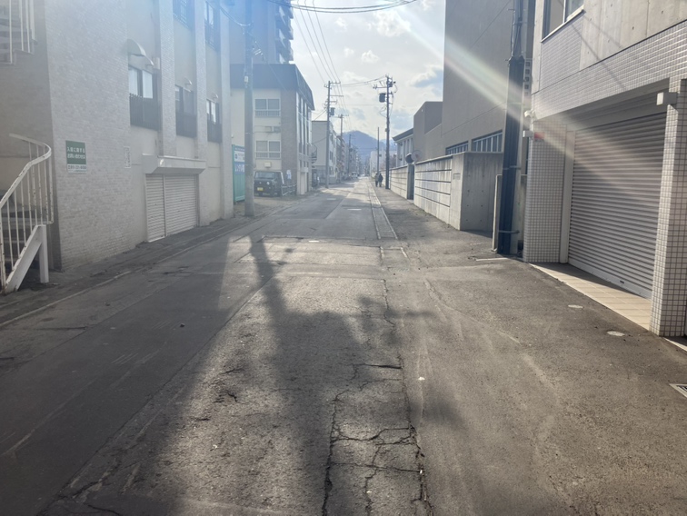 女性が男に襲われた現場(札幌市中央区南8条西7丁目)