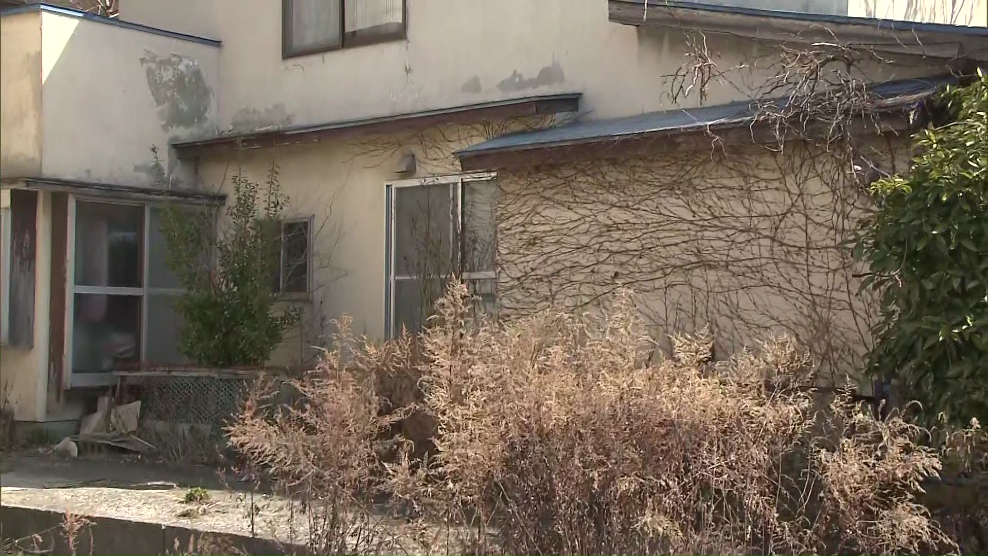 「生活が苦しく兄の死を隠して生活保護をもらっていた」自宅に兄の遺体を放置した疑いで逮捕された60歳女…2人世帯と偽り