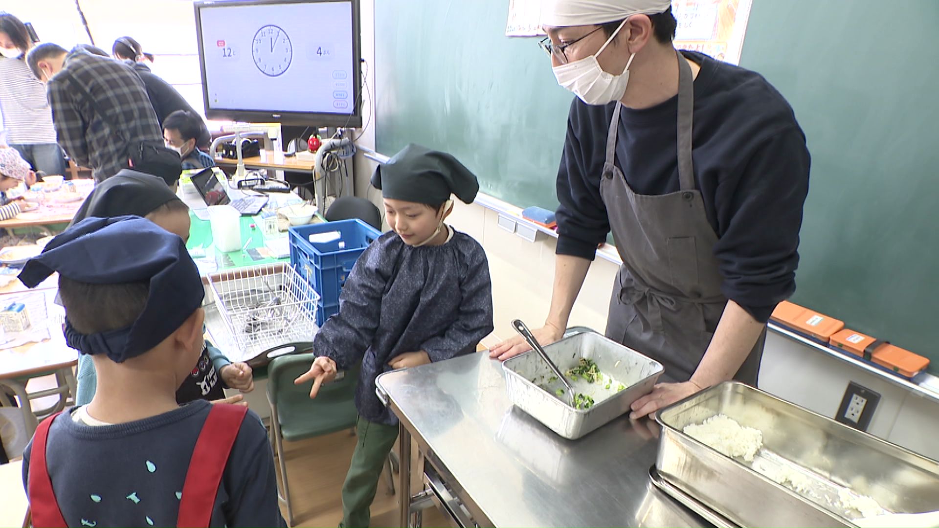 初日から白熱！おかわりジャンケン