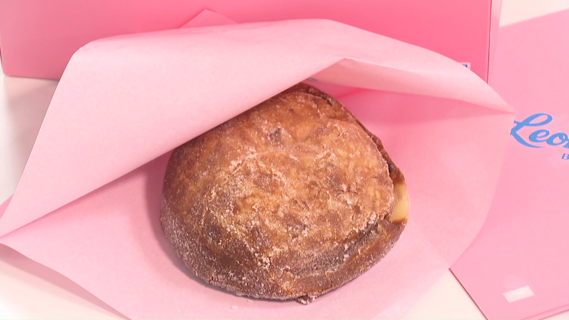 ホノルルの菓子店「レナーズ」の「マラサダ」