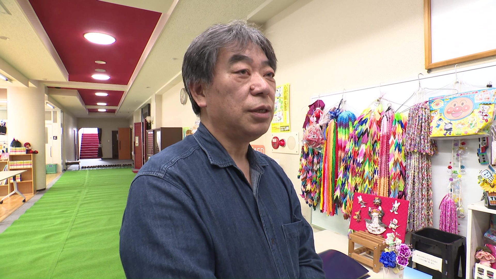 旅館の従業員として乗客家族に対応した杉浦登市さん