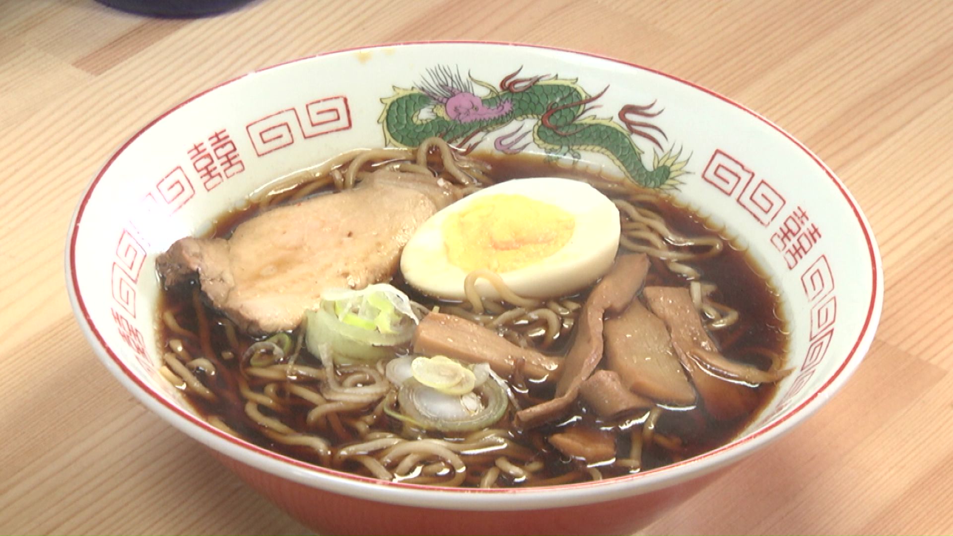 ワンコインで味わえる「正油ラーメン」