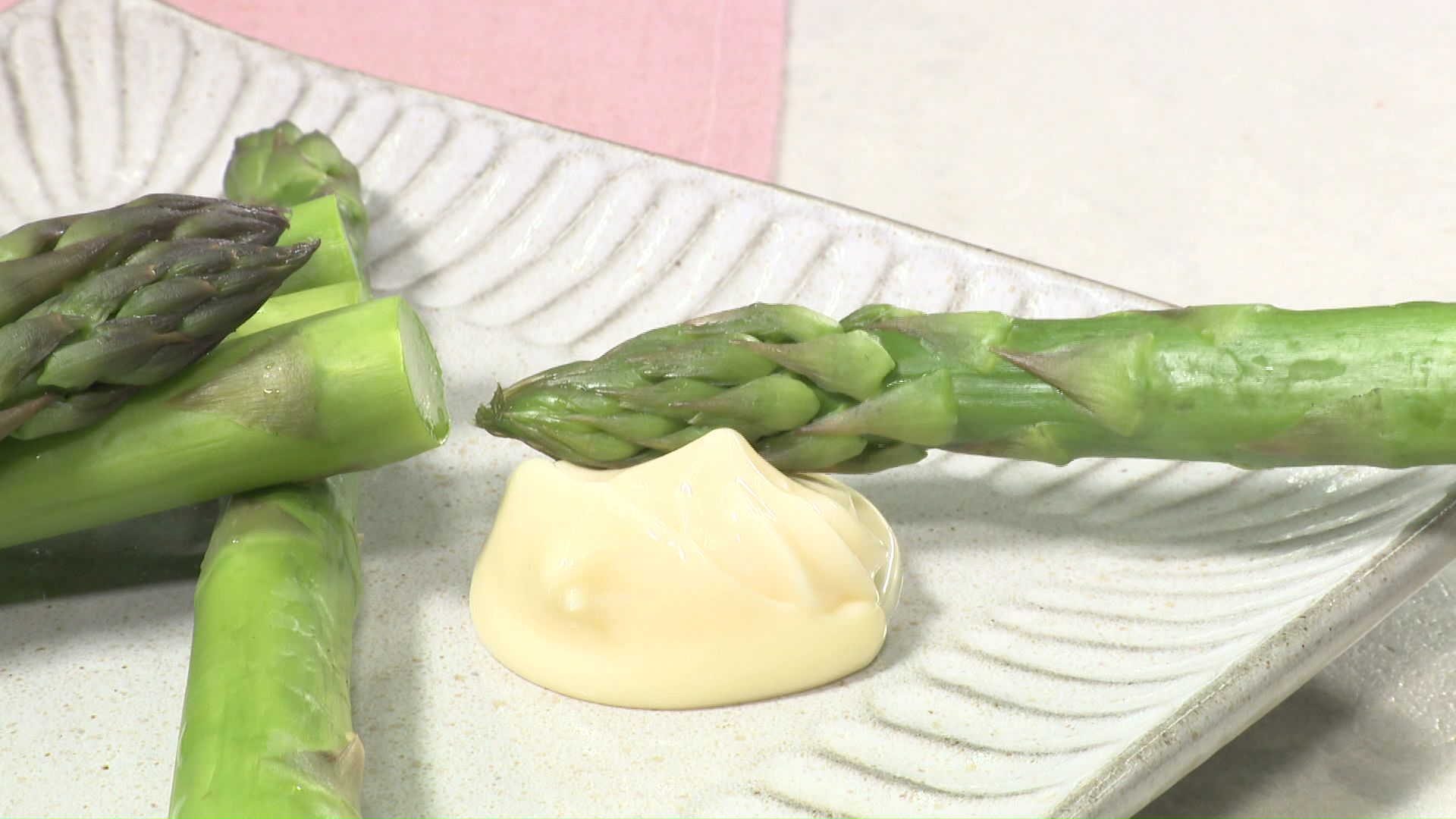 マヨネーズに合わせて食べるのも美味