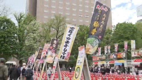 前半・後半に分かれ、全国の行列店20店が集結