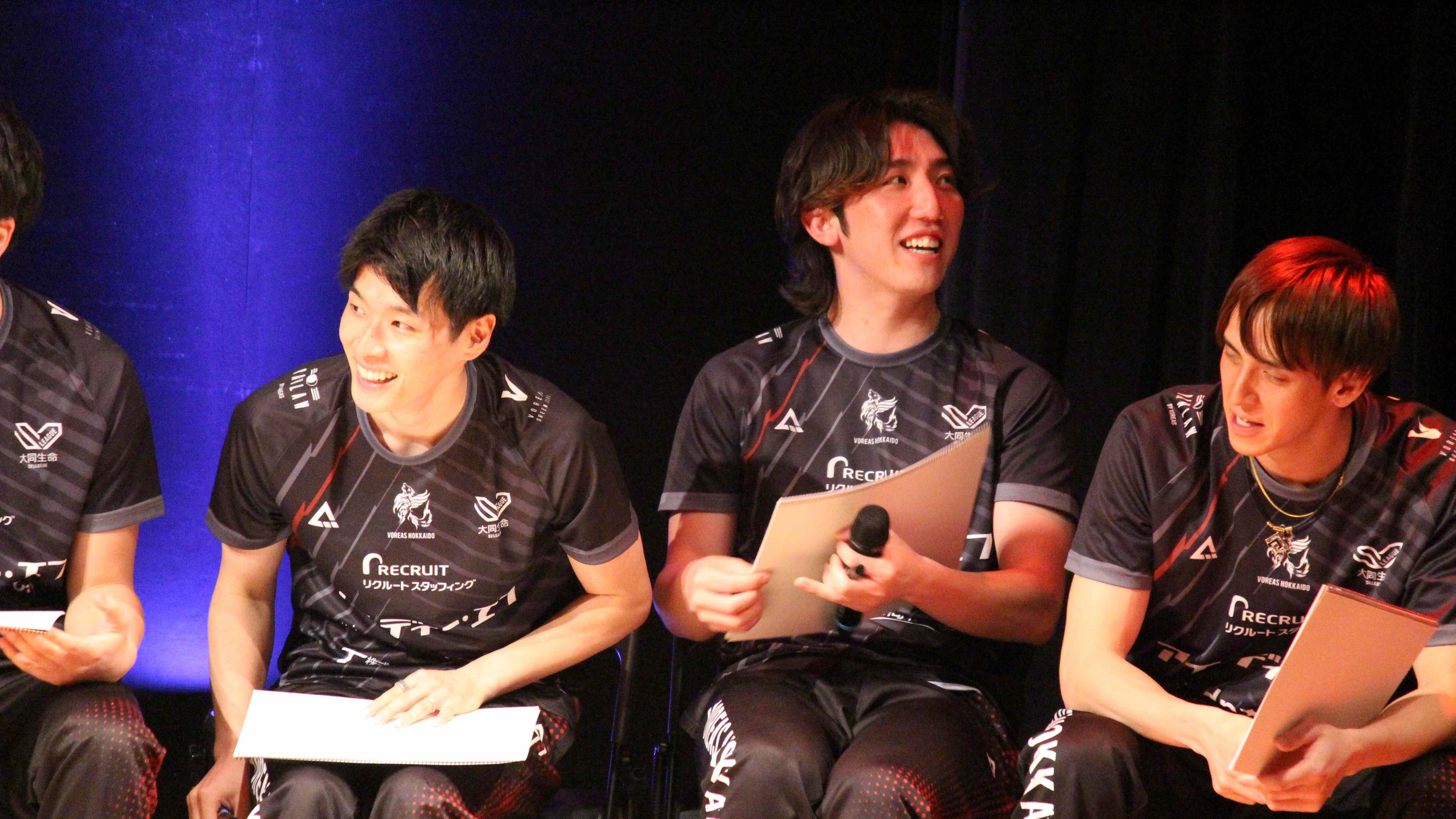 【ヴォレアス北海道】池田幸太、来季目標に「ファイナル進出」トップサーブレシーブ賞受賞の外崎航平「みんなで一緒に取った賞」旭川でシーズン報告会