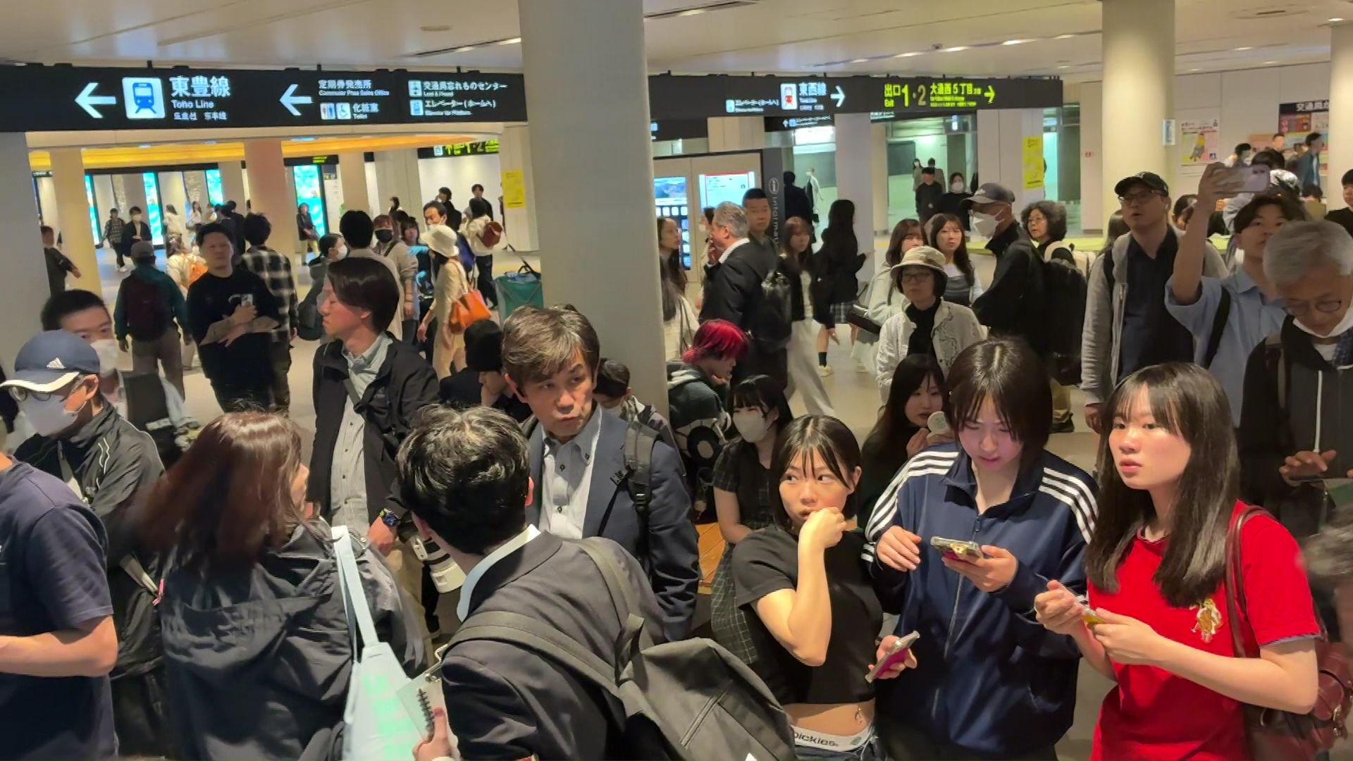 騒然となった地下街