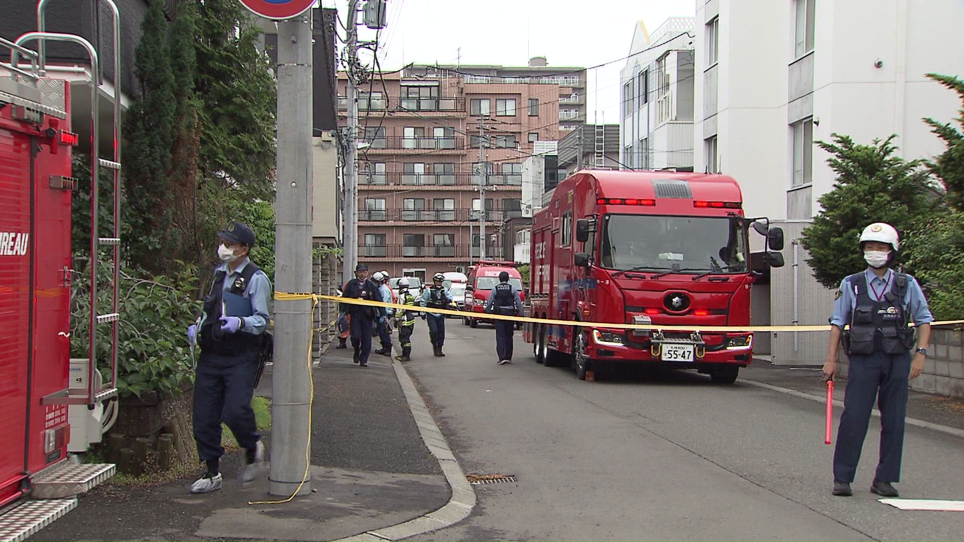 マンションの一室で女性3人の遺体が…