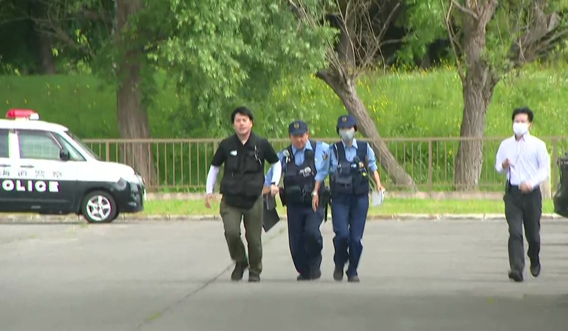 裁判所に駆け付けた警察官(旭川地裁)