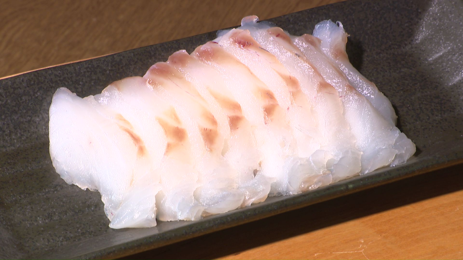 「金のたらプロジェクト」によるタラの刺身