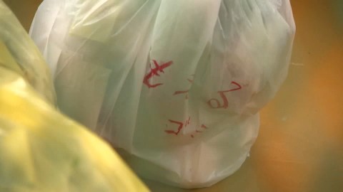 袋には「燃やせるごみ」などと記入するよう呼びかけ