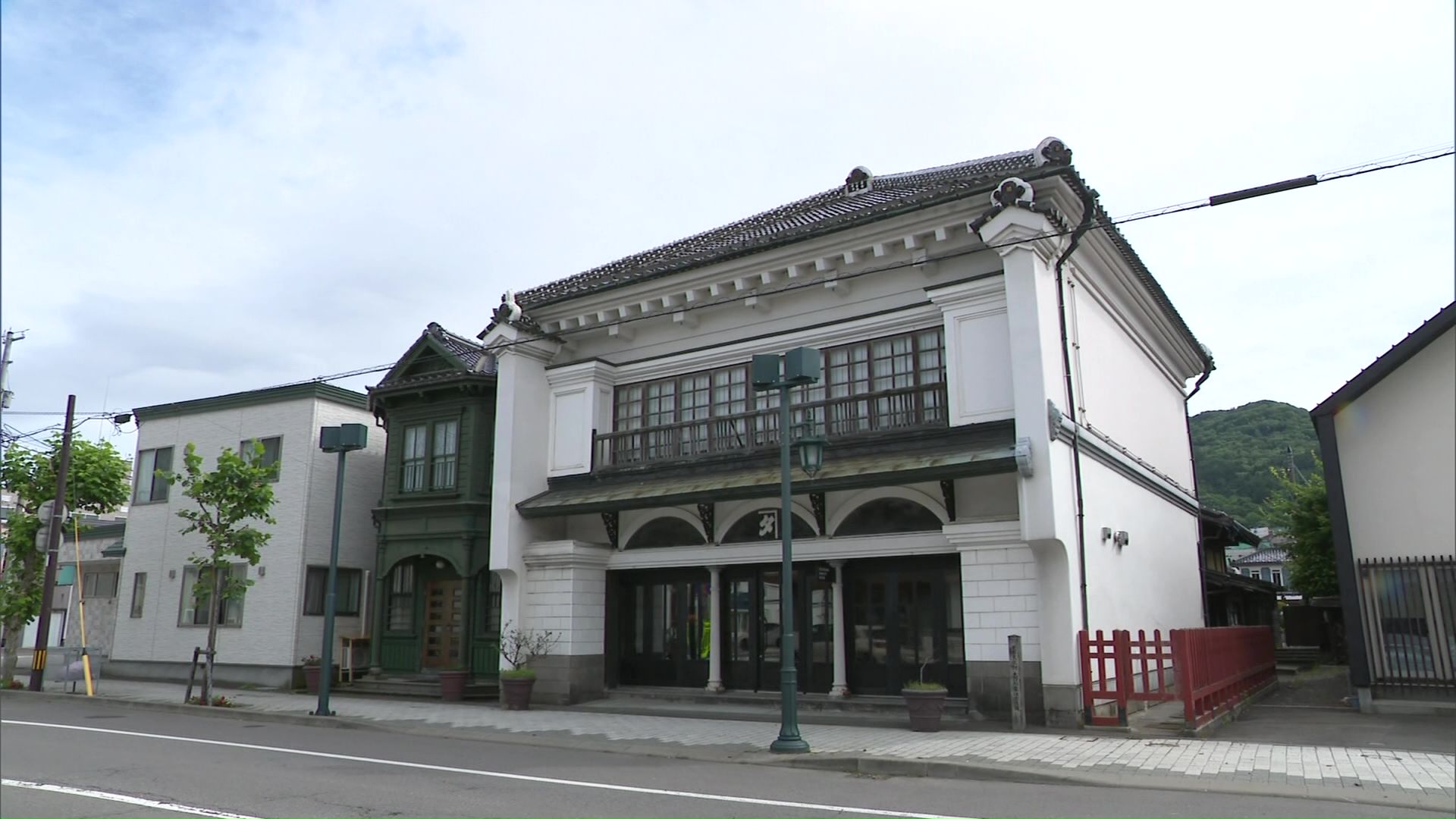 アート展は8月1日から11日まで開かれる