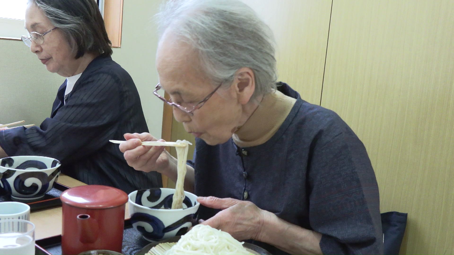 市内のそば店は営業を再開