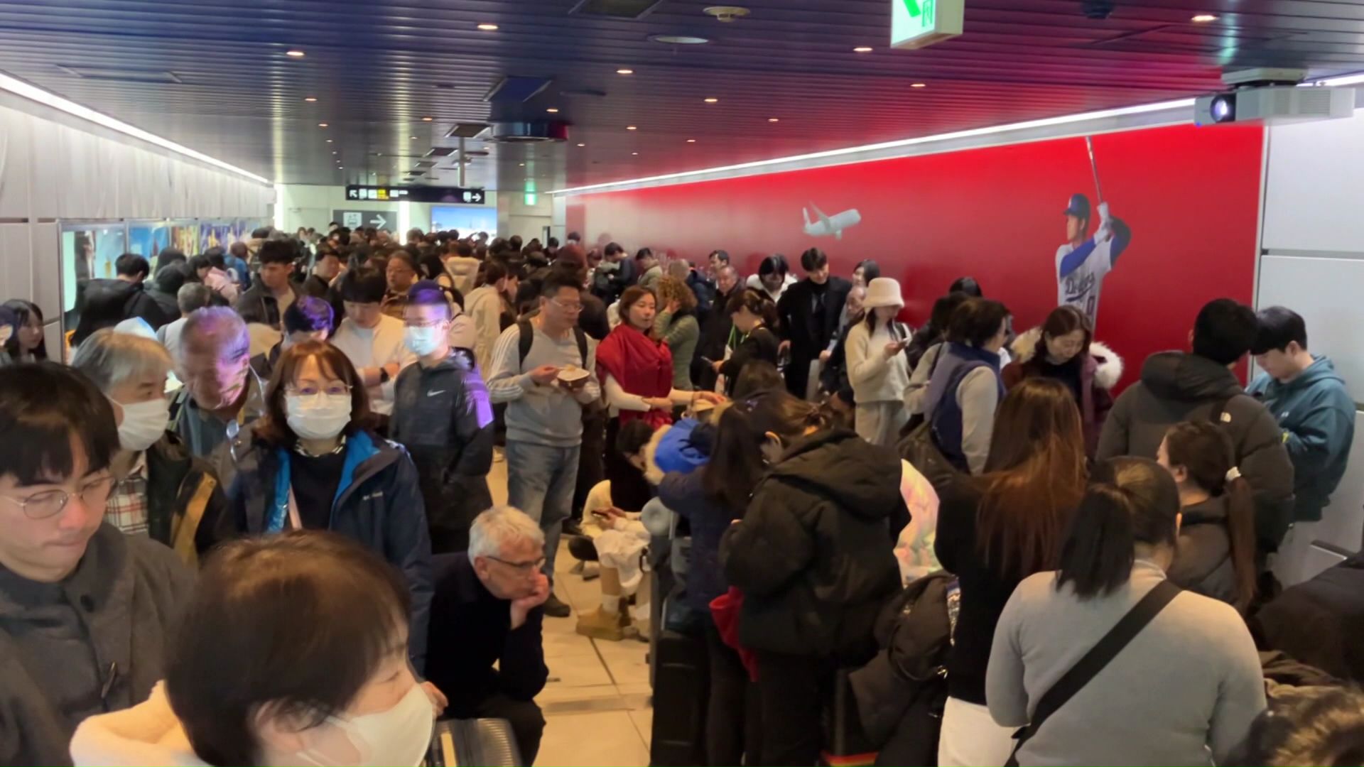2026年1月、大雪で新千歳空港に一時、約7000人が足止めされた(撮影:視聴者)