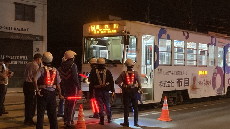 路面電車の人身事故があった交差点(北海道函館市 8月2日午後11:50分ごろ)