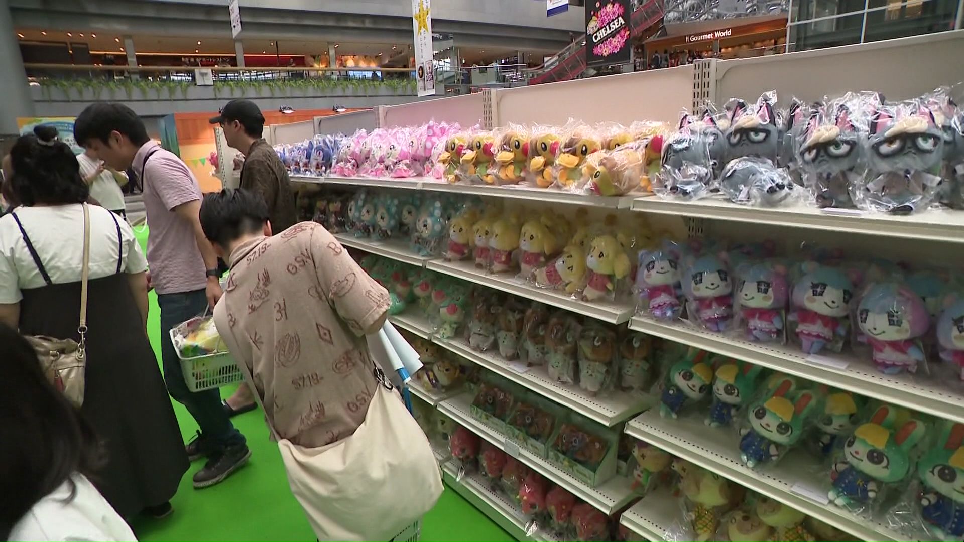 フォトスポットや限定グッズなどが楽しめる