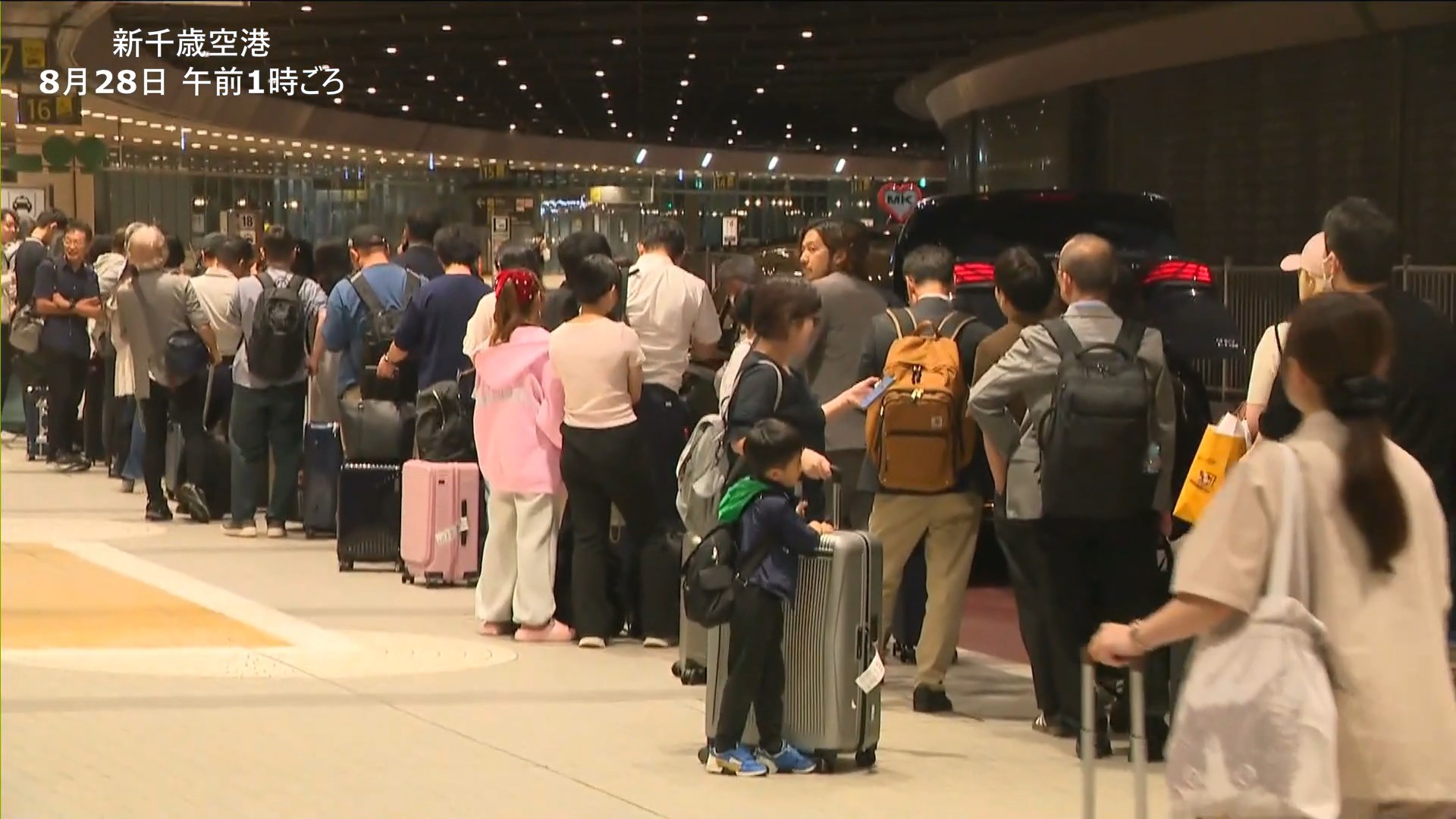 新千歳空港の様子（28日午前1時ごろ）