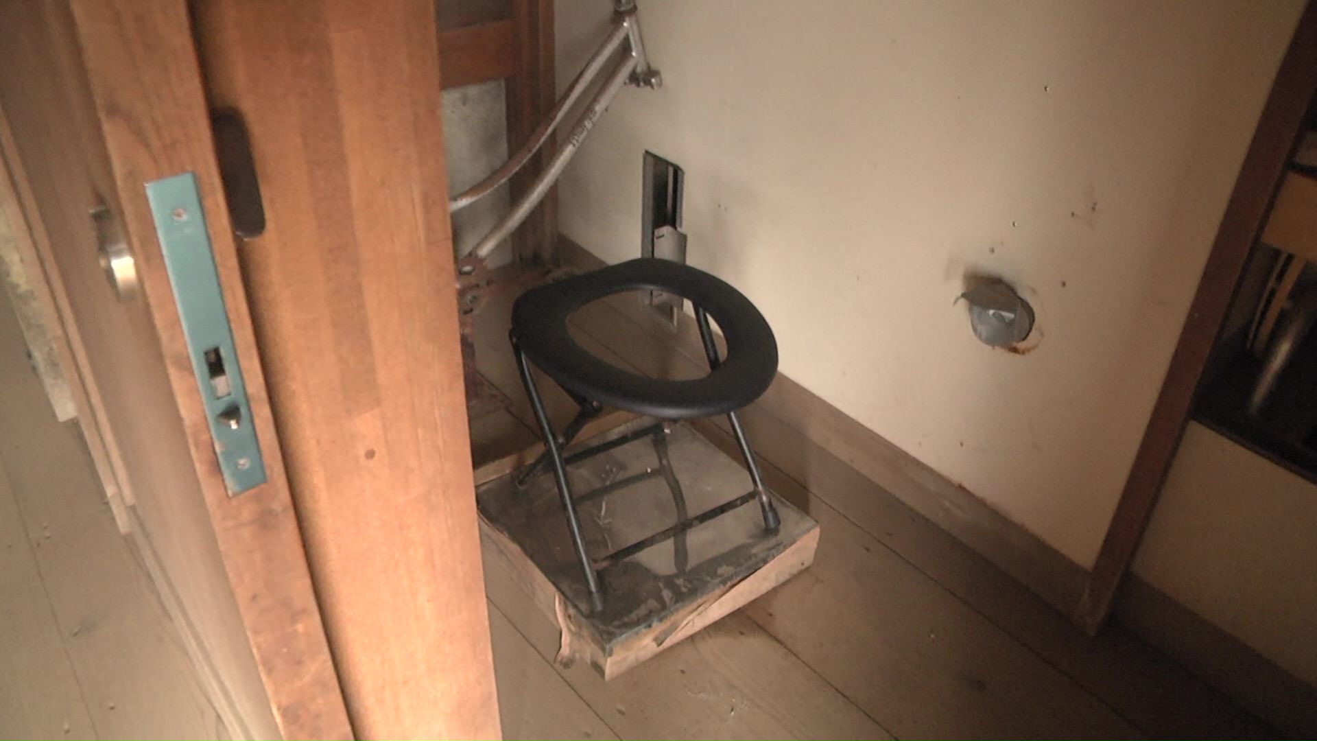 携帯トイレブース