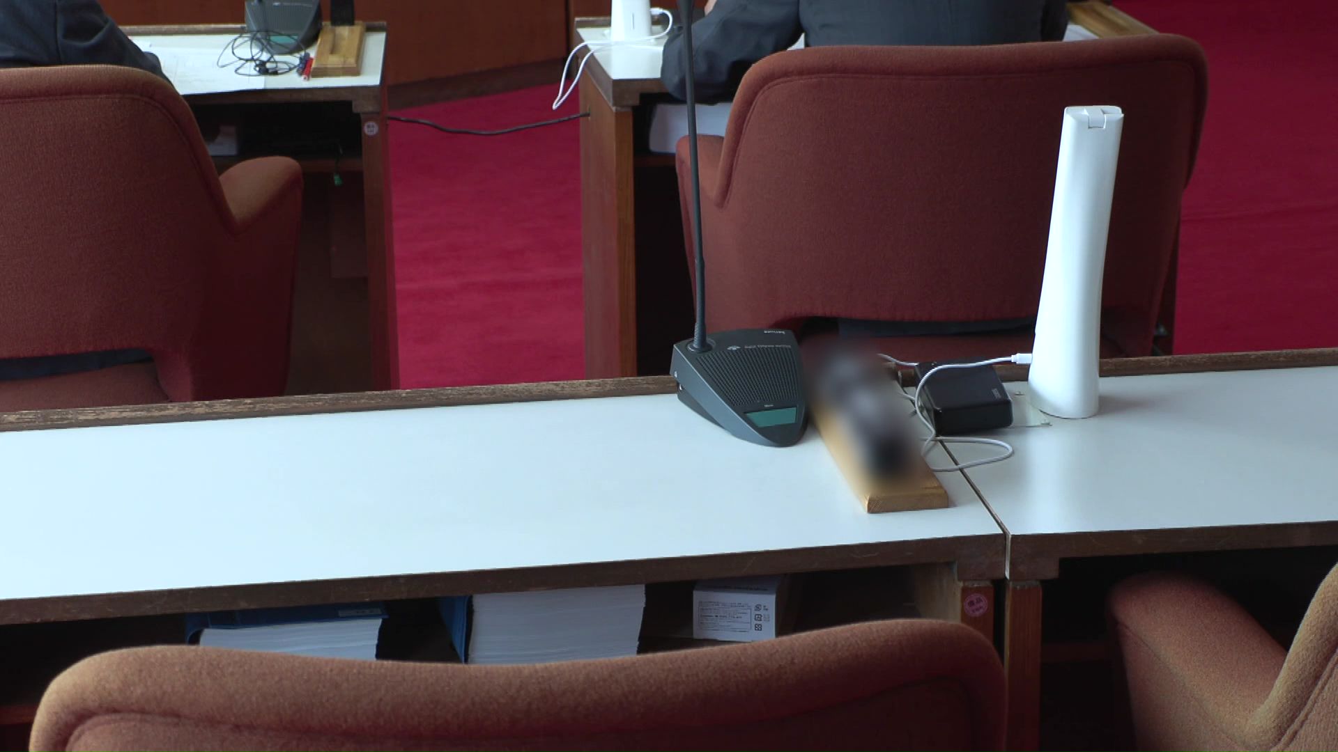 当事者である町議会議員は「一身上の都合」を理由に欠席