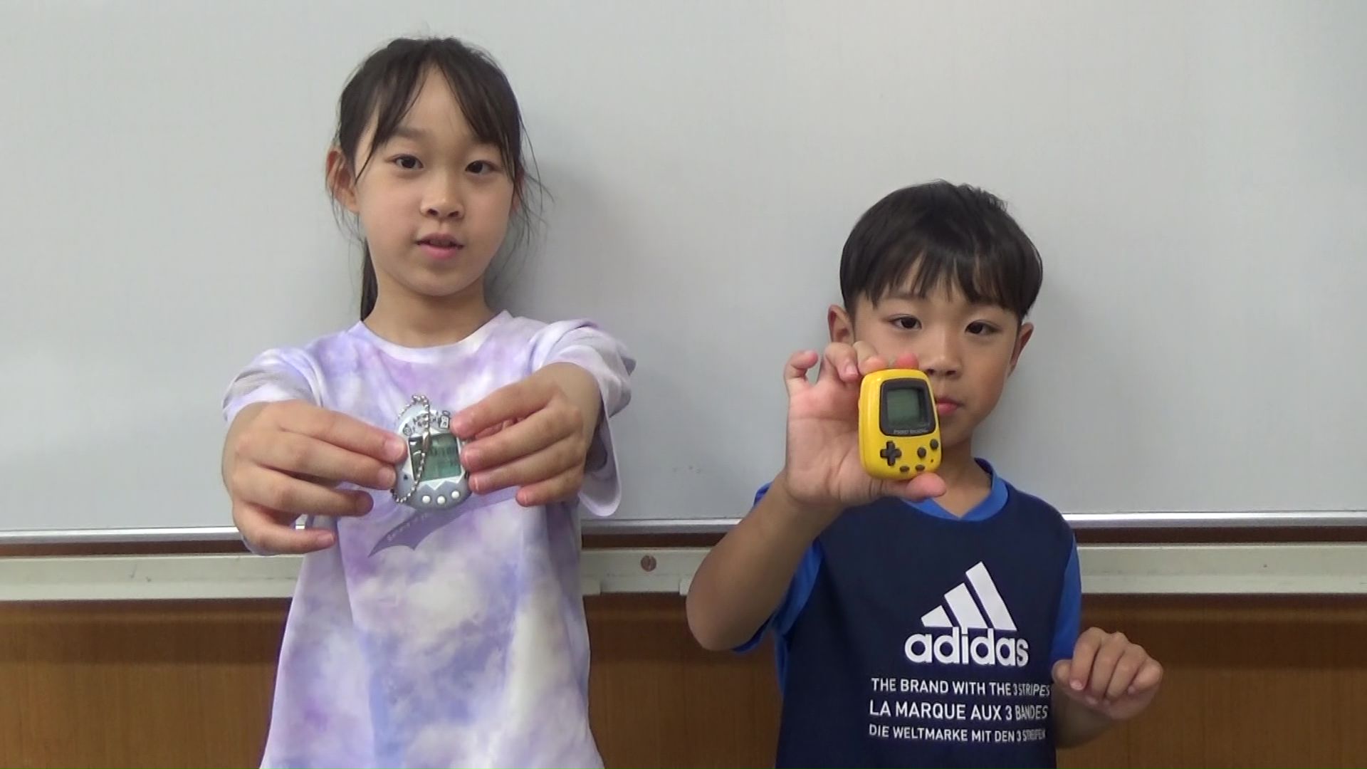 直すことが難しいおもちゃも“手術”で復活！