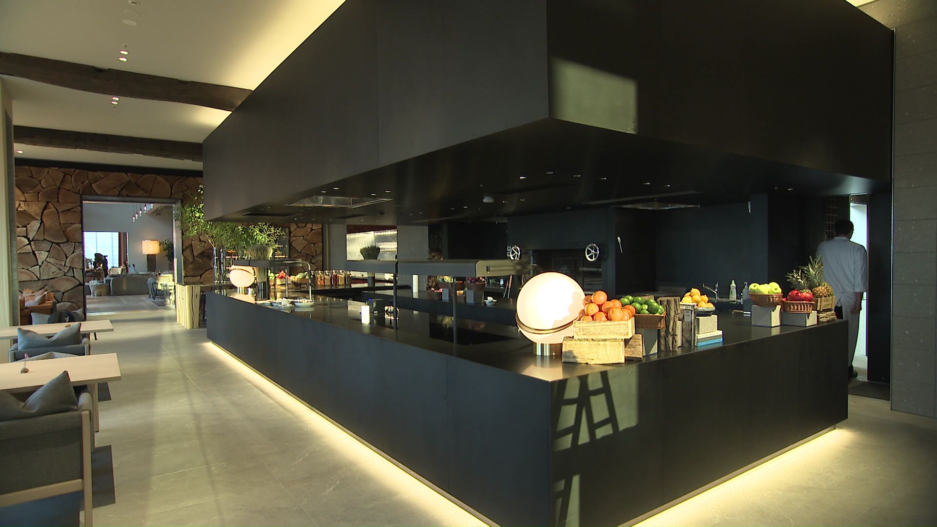 ホテルのレストラン「MatsuGrill&Bar」