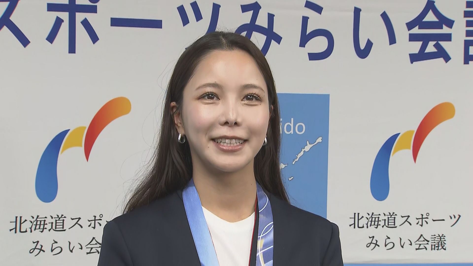栄誉賞特別賞を受賞した高梨沙羅選手