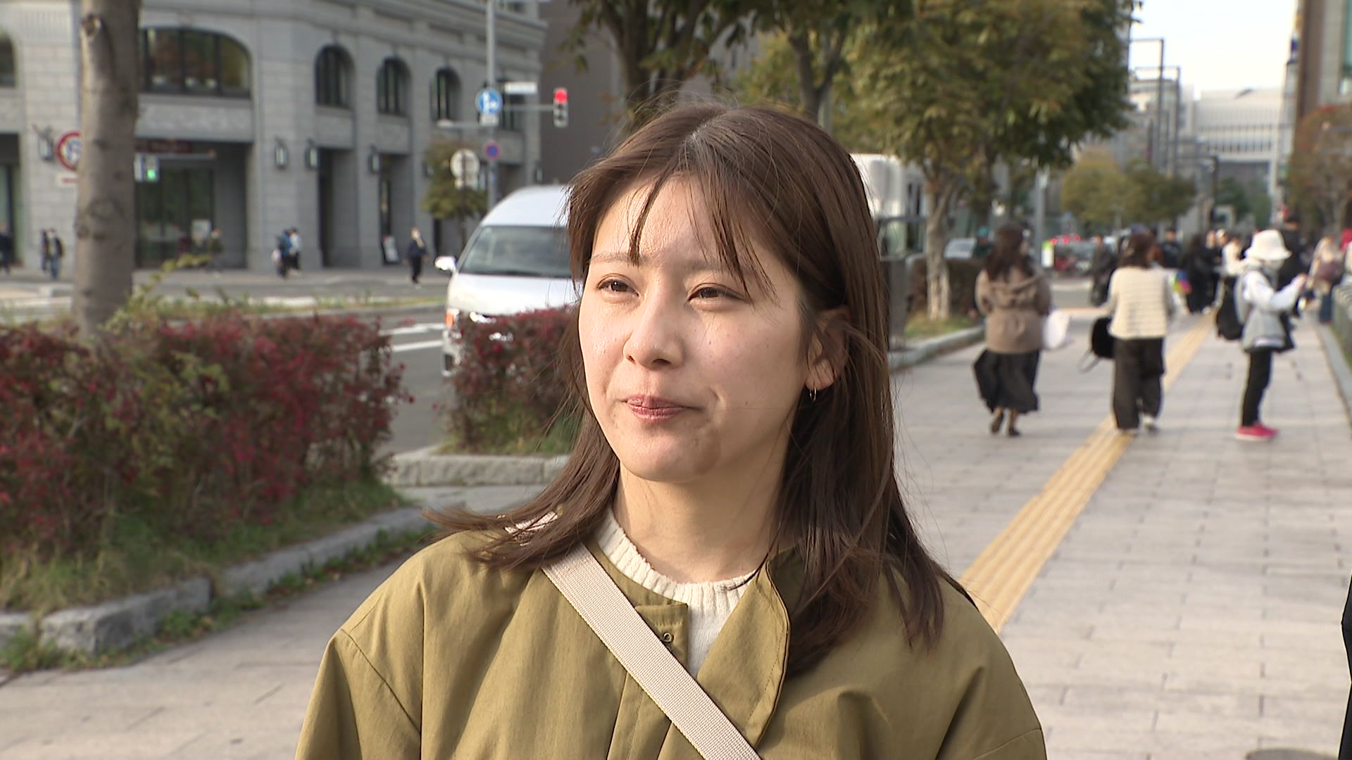 新しいビルが楽しみと話す20代の札幌市民