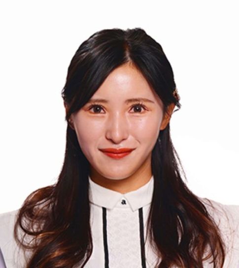 臼井 麗香