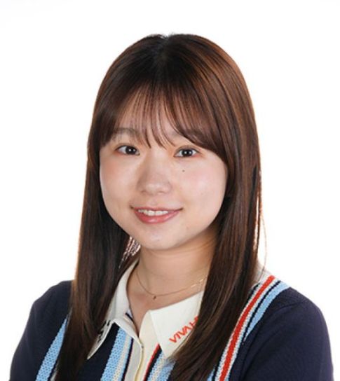 山田 彩歩